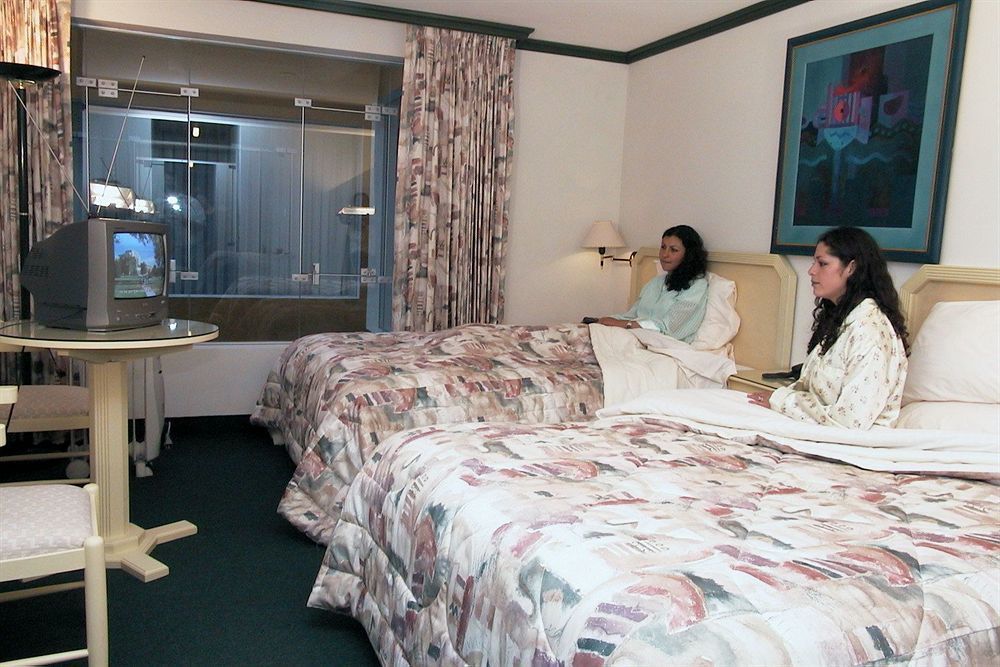 Plaza Mayor Hotel بونو المظهر الخارجي الصورة